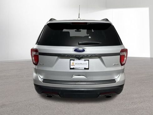 Used 2018 Ford Explorer XLT w/ Equipment Group 202A image 31