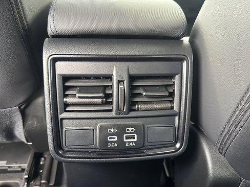 Used 2025 Subaru Forester Limited w/ Protection Package (1PH) image 22