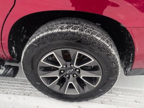 Used 2021 Chevrolet Tahoe Z71 w/ Rear Media and Nav Package image 14