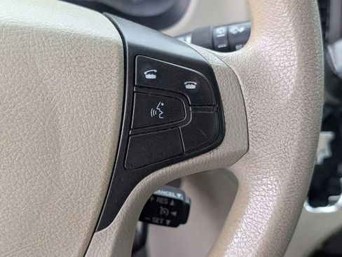 Used 2012 Toyota Sienna LE image 30