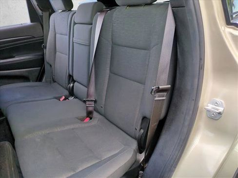 Used 2015 Jeep Grand Cherokee Laredo w/ Quick Order Package 23E image 17