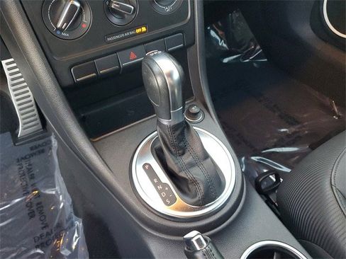 Used 2013 Volkswagen Beetle 2.0T image 22