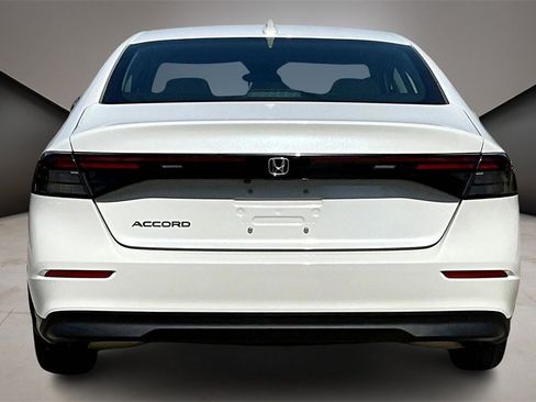 Used 2023 Honda Accord LX image 5