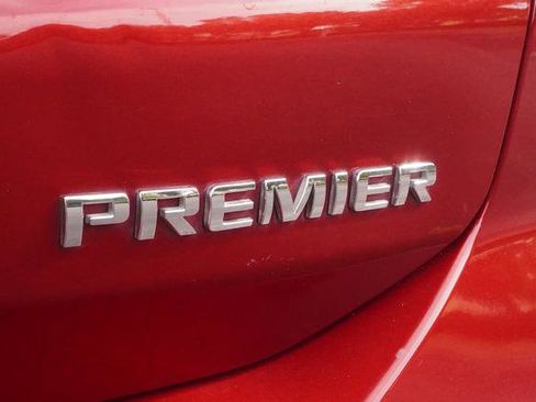 Used 2020 Chevrolet Equinox Premier FWD image 40