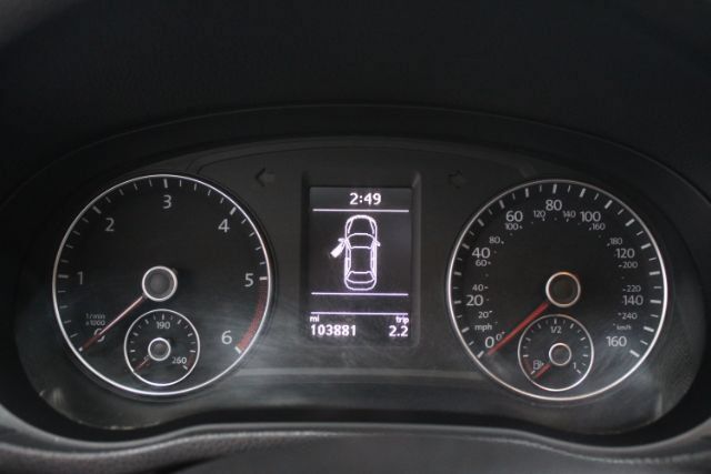 Used 2014 Volkswagen Passat TDI SEL Premium FWD image 11