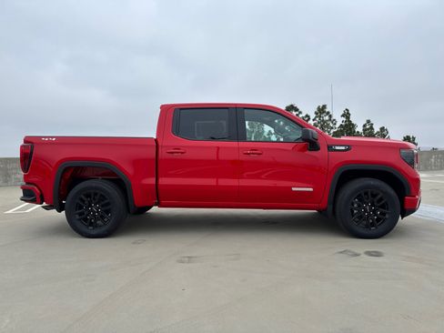 New 2026 GMC Sierra 1500 Elevation AWD/4WD image 7