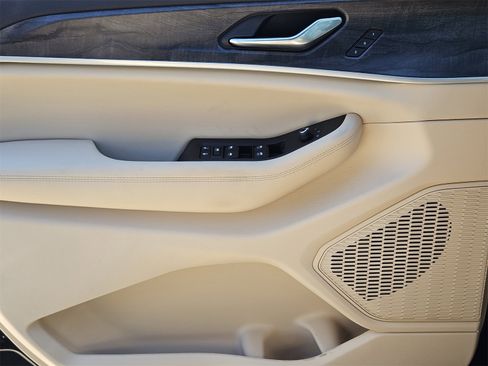 New 2025 Jeep Grand Cherokee Limited image 24