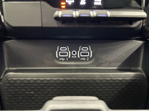 Used 2023 RAM 1500 Limited w/ Night Edition image 28