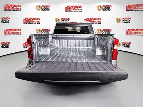 Used 2023 Chevrolet Silverado 1500 LT image 16