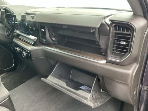 Used 2022 Chevrolet Silverado 1500 LT image 22