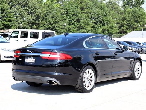Used 2013 Jaguar XF RWD image 7