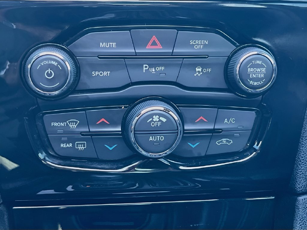 Used 2023 Chrysler 300 S RWD image 16