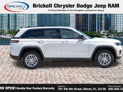 New 2026 Jeep Grand Cherokee Laredo X AWD/4WD image 4