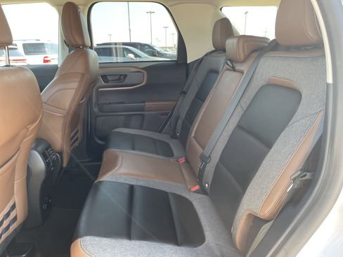 Used 2024 Ford Bronco Sport Outer Banks w/ Tech Package image 36