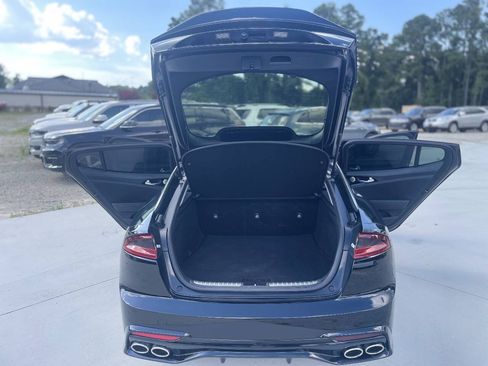 Used 2018 Kia Stinger Premium RWD image 7