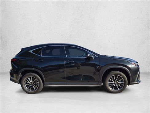 Used 2023 Lexus NX 250 FWD w/ Towing Package (2000 Lbs) image 4