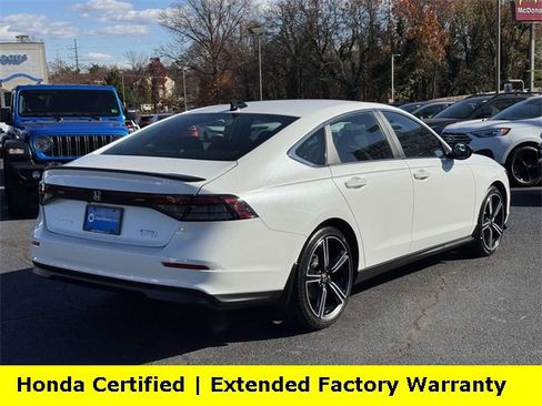 Used 2025 Honda Accord Sport image 2