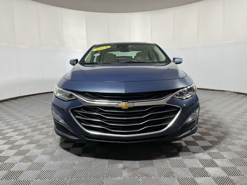 Used 2024 Chevrolet Malibu LT FWD image 3