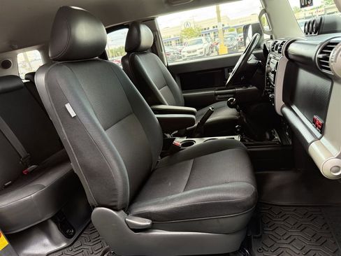 Used 2007 Toyota FJ Cruiser 4WD image 21