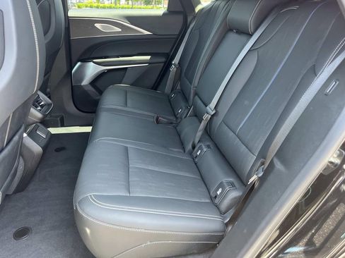 Used 2024 Cadillac Lyriq Sport RWD image 19