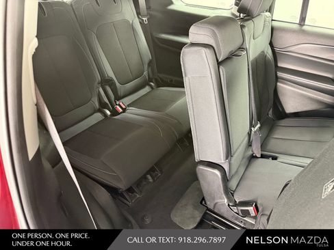 Used 2023 Jeep Grand Cherokee L Laredo AWD/4WD image 40