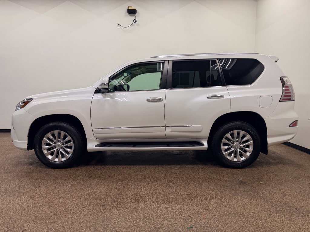 Used 2019 Lexus GX 460 Premium w/ Premium Package AWD/4WD image 2