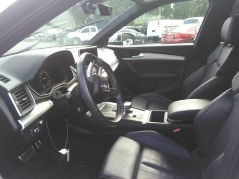 Used 2018 Audi SQ5 Prestige w/ Prestige Package image 5