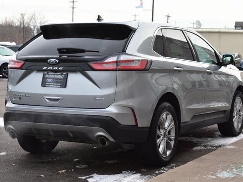 Used 2024 Ford Edge Titanium image 6