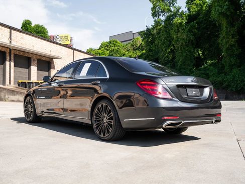 Used 2018 Mercedes-Benz S 560 Sedan image 6