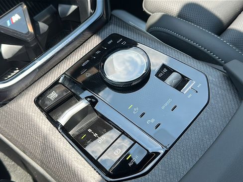 New 2026 BMW X3 xDrive30 w/ Premium Package image 24