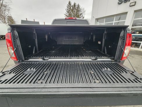 Used 2019 Nissan Frontier SV image 45