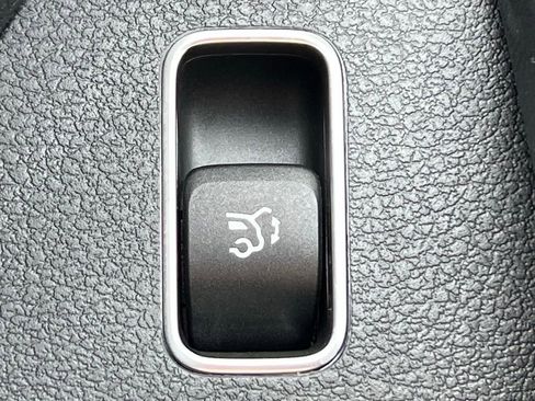 Certified 2026 Mercedes-Benz GLE 350 4MATIC image 37