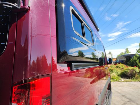 Used 2024 Mercedes-Benz Sprinter 2500 image 8