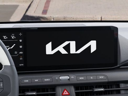 New 2025 Kia K4 GT-Line Turbo image 25