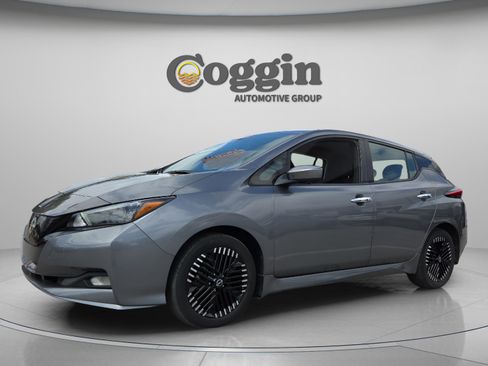 Used 2023 Nissan Leaf SV Plus image 1