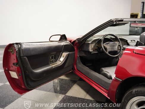 Used 1990 Chevrolet Corvette Convertible image 36