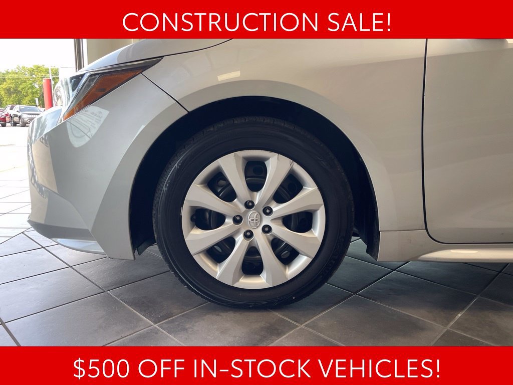 Used 2024 Toyota Corolla LE FWD image 15