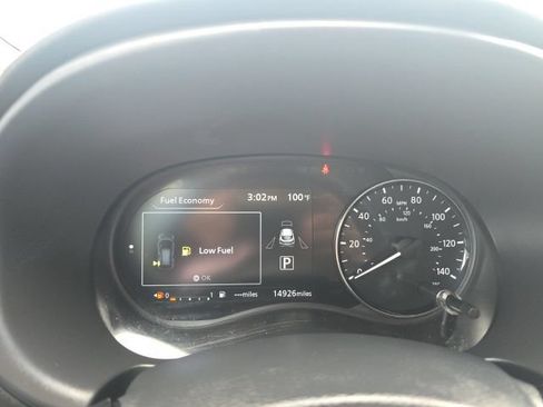 Used 2023 Nissan Kicks SR w/ SR Premium Package FWD image 14