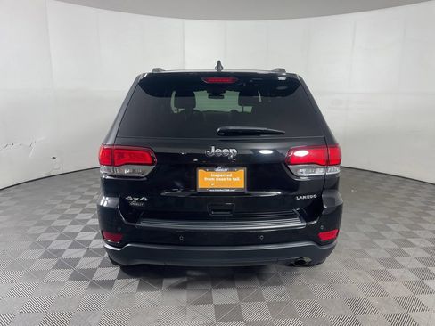 Certified 2021 Jeep Grand Cherokee Laredo X AWD/4WD image 3