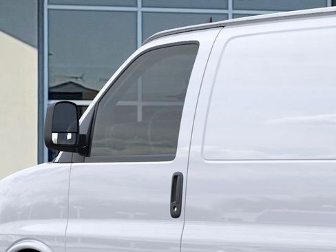 New 2025 Chevrolet Express 2500 image 12