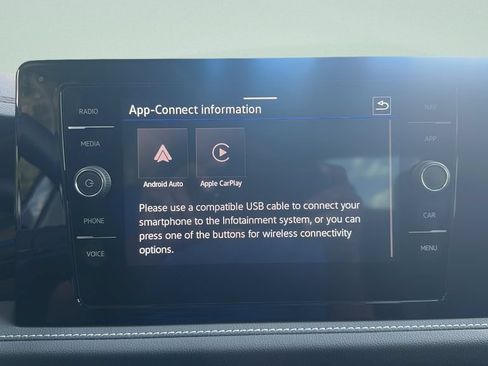 Certified 2026 Volkswagen Jetta SEL FWD image 34