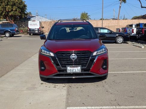 Used 2022 Nissan Kicks SR w/ Interior Electronics Package image 2