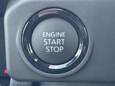 New 2026 Toyota Tacoma SR5 RWD image 33