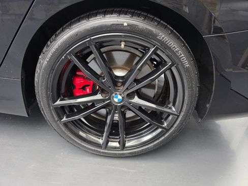 Used 2024 BMW 330i Sedan w/ M Sport Package RWD image 18