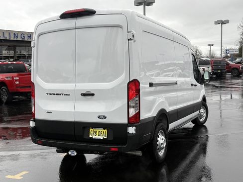 New 2026 Ford Transit 250 148 Medium Roof Extended AWD w/ Load Area Protection Package image 5