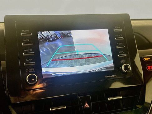 Used 2022 Toyota Camry SE FWD image 15