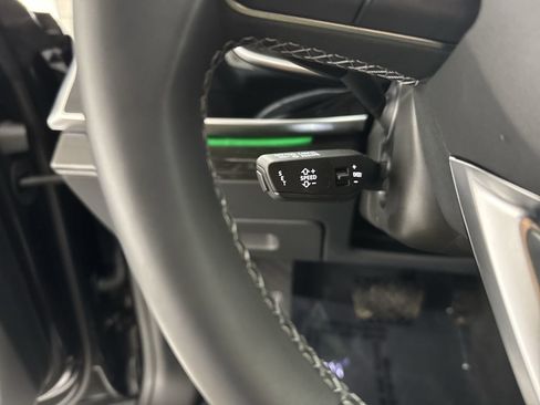 Used 2025 Audi Q8 Premium Plus w/ Premium Plus Package image 22