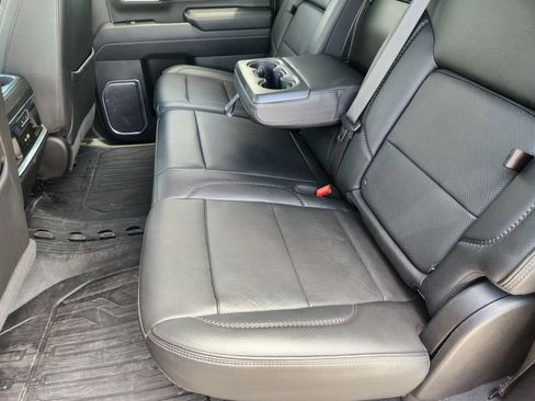 Used 2024 GMC Sierra 2500 Denali w/ Denali Reserve Package AWD/4WD image 29