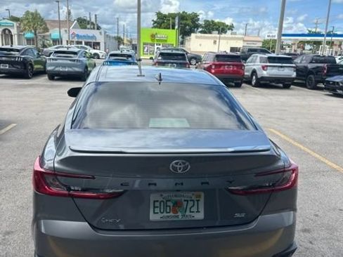 Used 2026 Toyota Camry SE FWD image 13