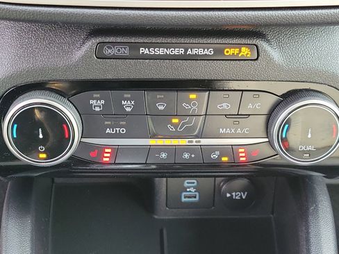 Certified 2022 Ford Escape SE w/ Convenience Package image 30